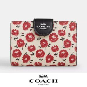 ❤️🌸 Coach Medium Corner Zip Wallet With Floral Print